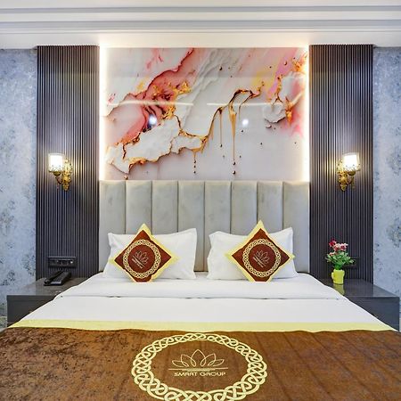 Hotel Armani Suites By Smart Group Yeni Delhi Dış mekan fotoğraf
