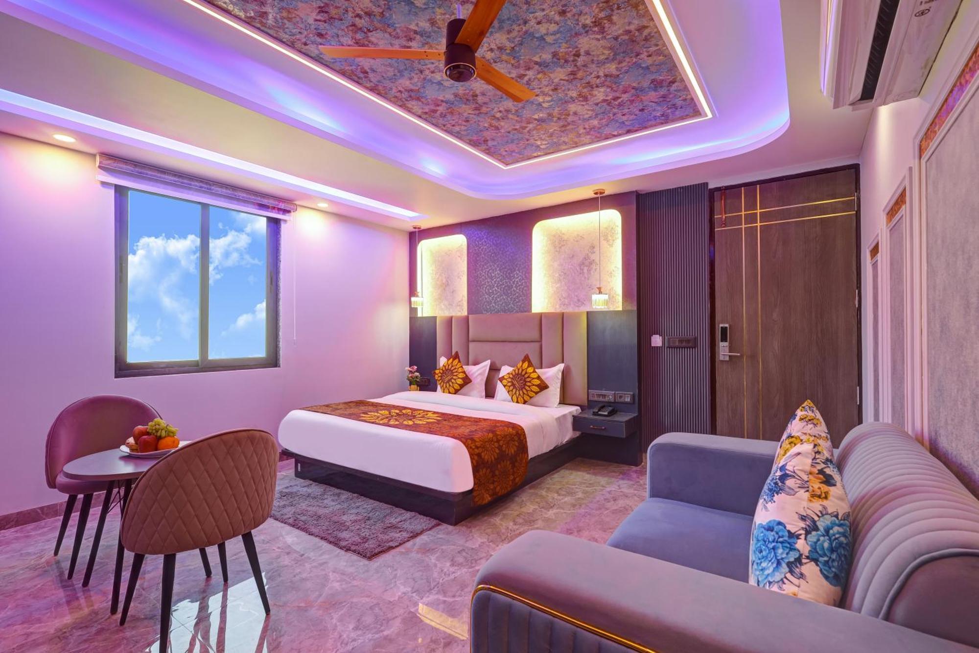 Hotel Armani Suites By Smart Group Yeni Delhi Dış mekan fotoğraf