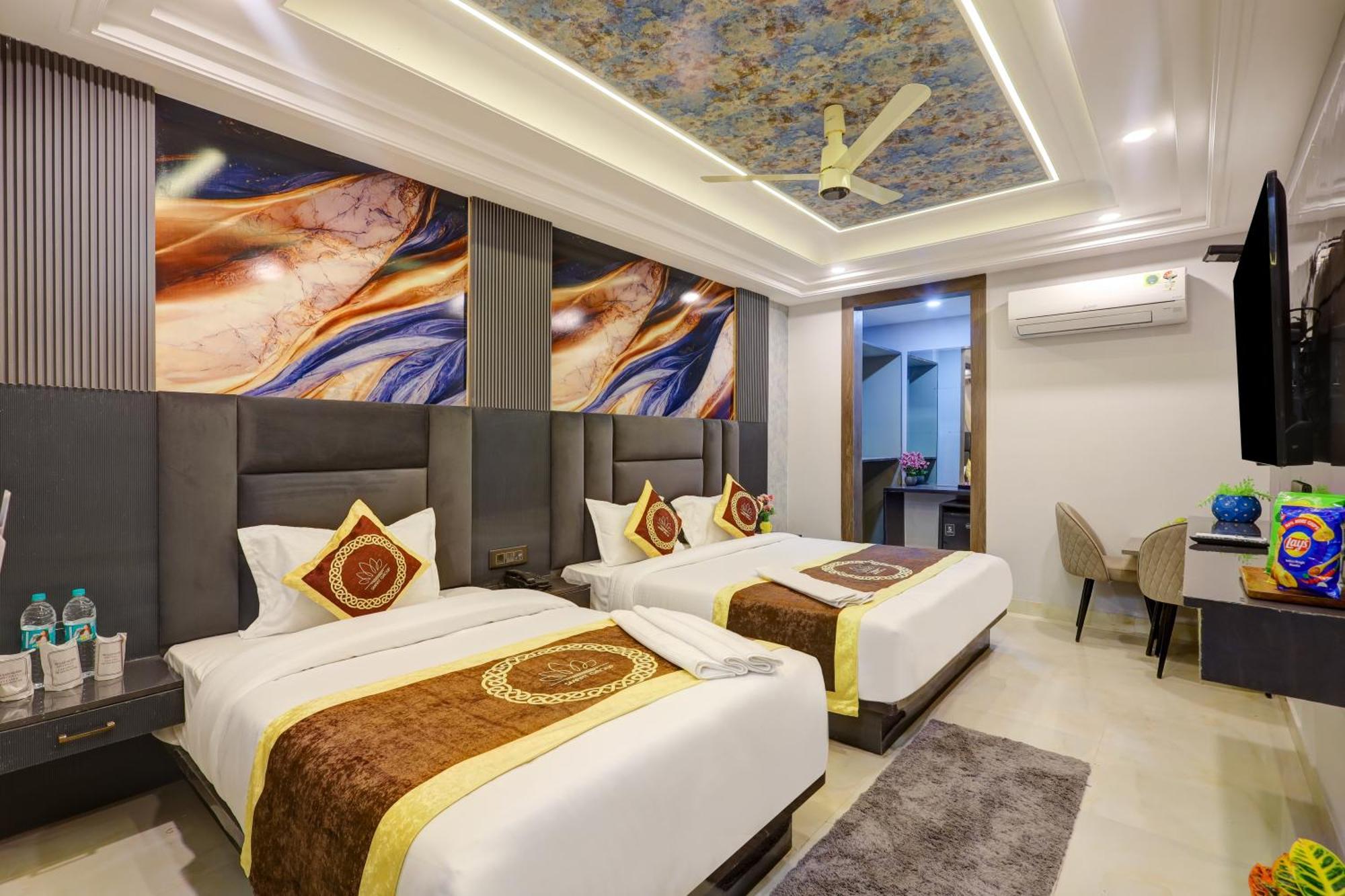 Hotel Armani Suites By Smart Group Yeni Delhi Dış mekan fotoğraf